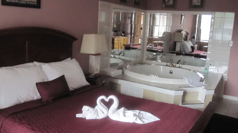 Ritz Inn Niagara 38/65