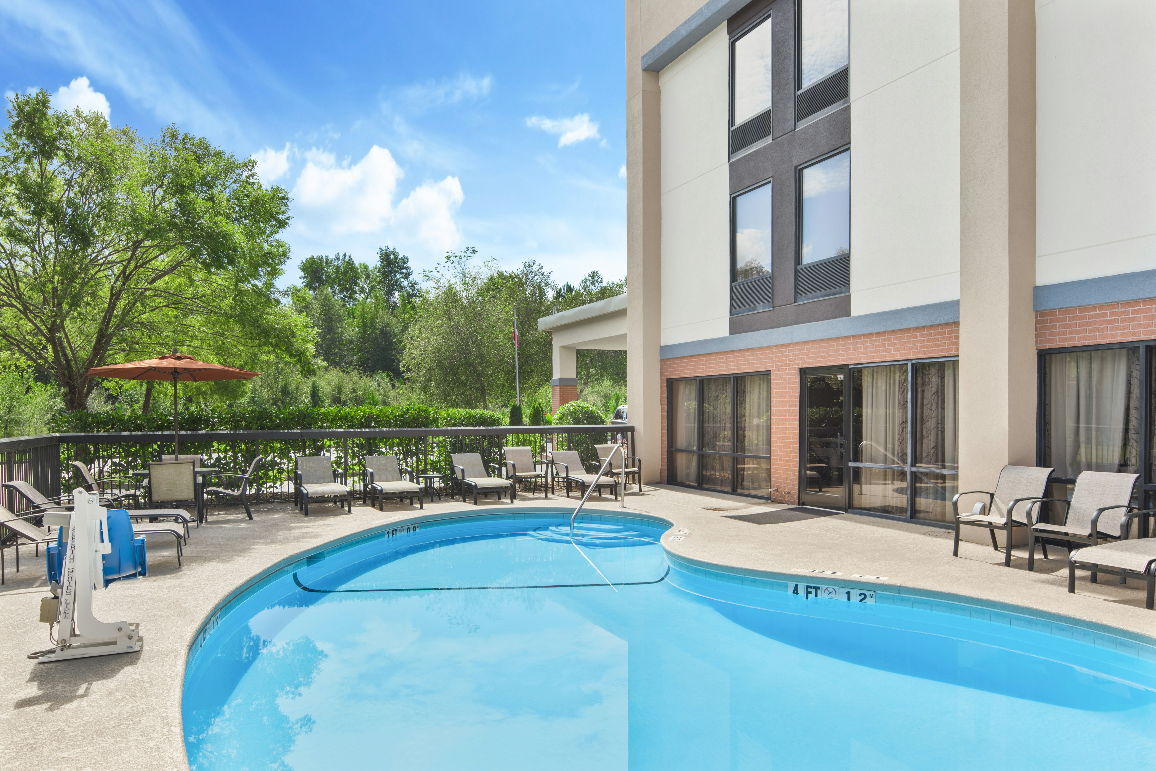 Hampton Inn Commerce 36/37