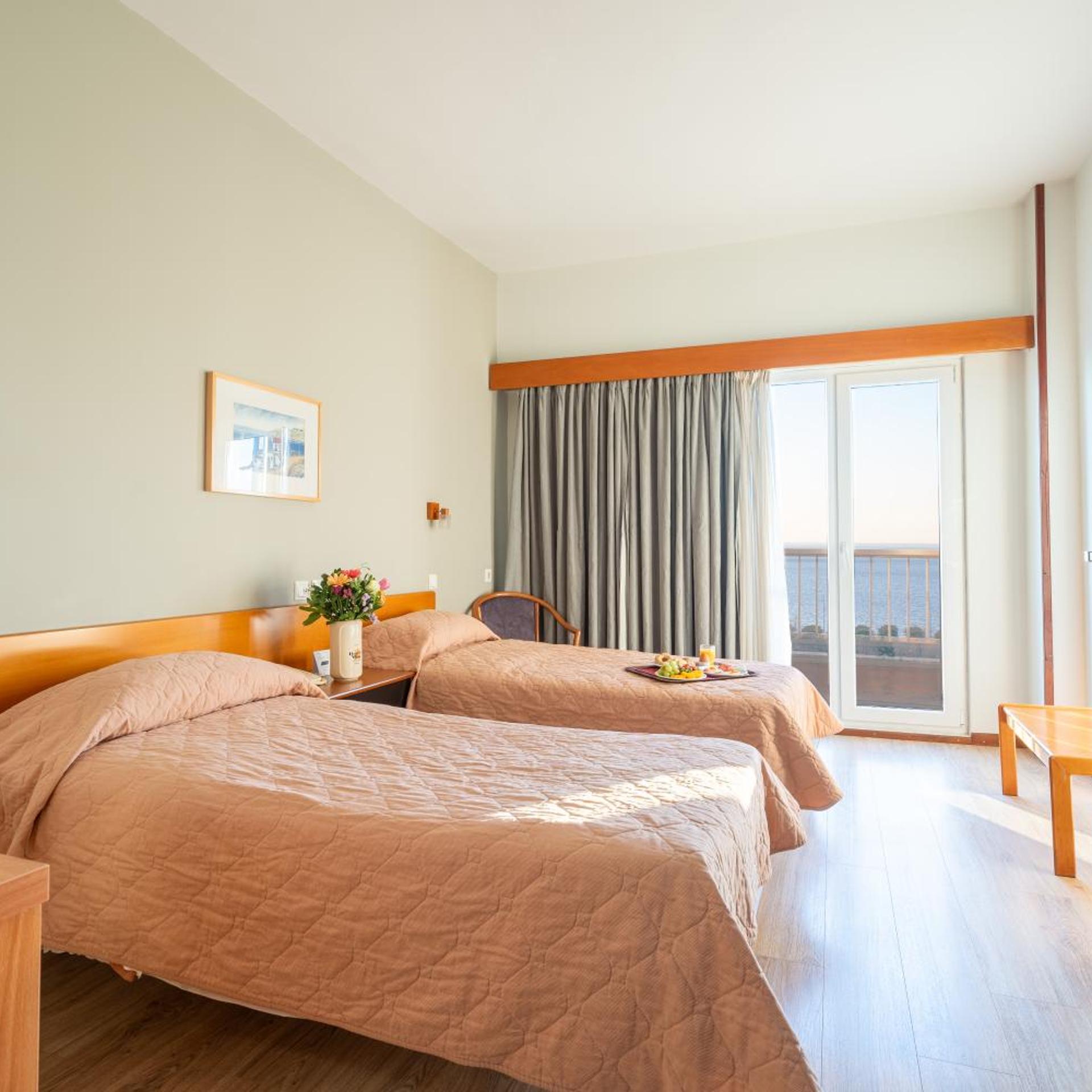 TWIN ROOM SEA VIEW