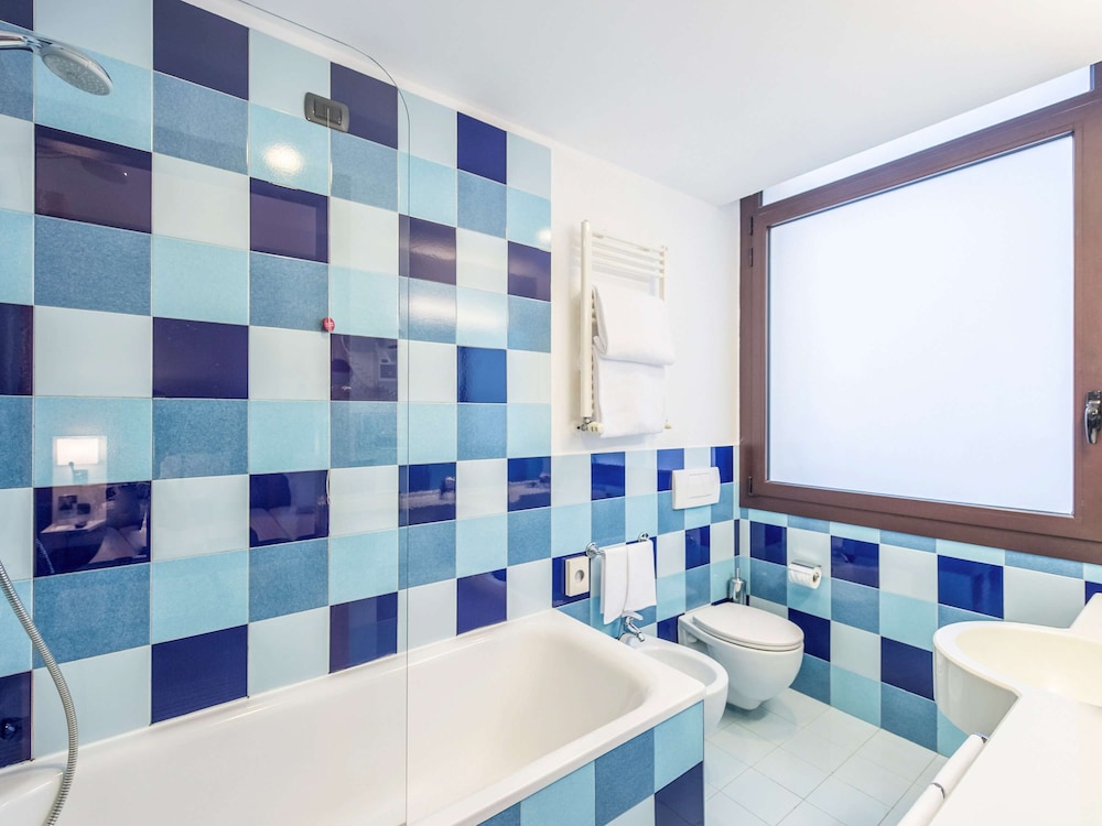 Superior, Futon Bed, Twin Beds, Chair Bed، Mercure Roma Piazza Bologna 6/7