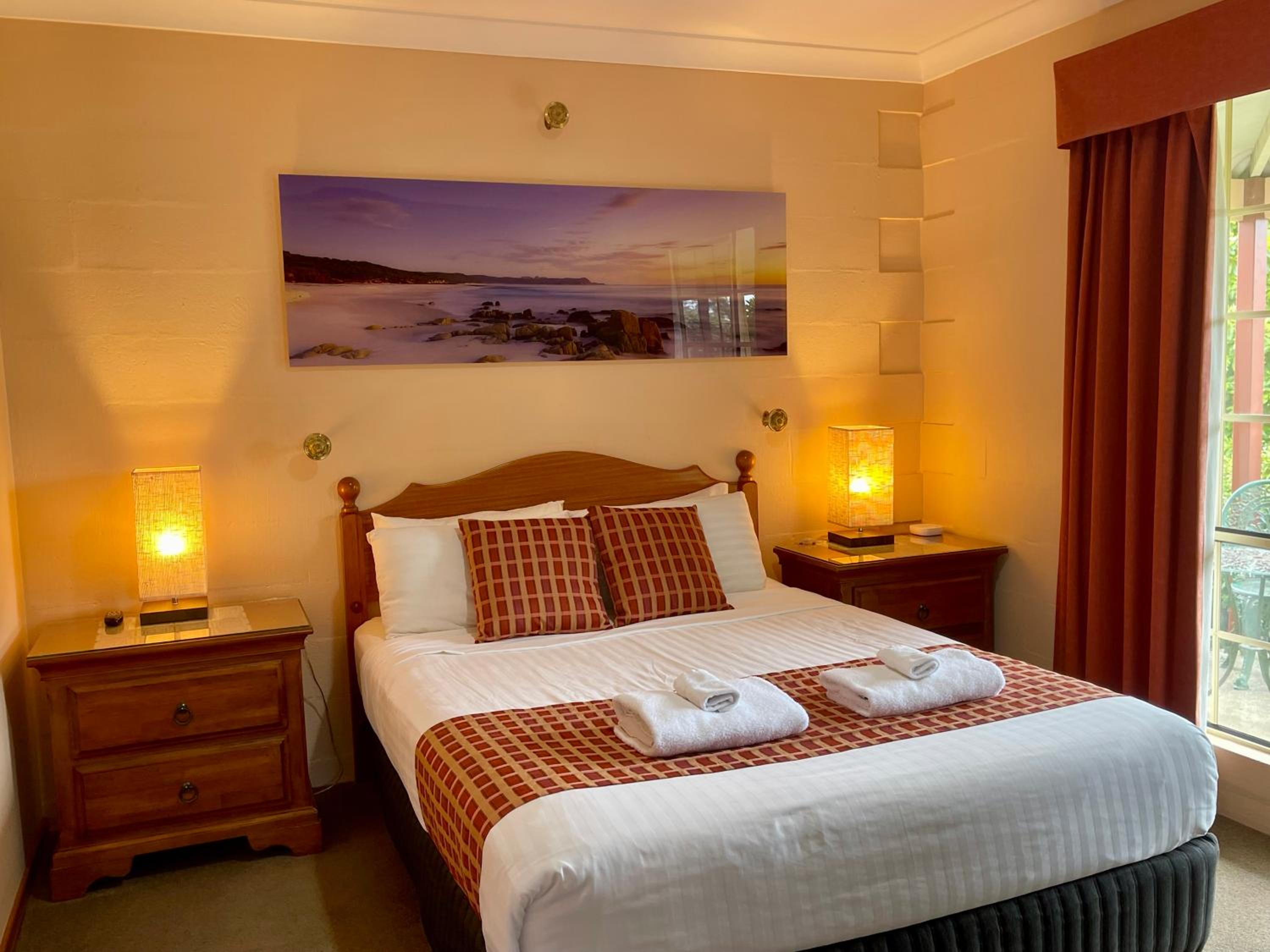 كوخ بغرفتي نوم، Swansea Cottages & Motel Suites 3/10