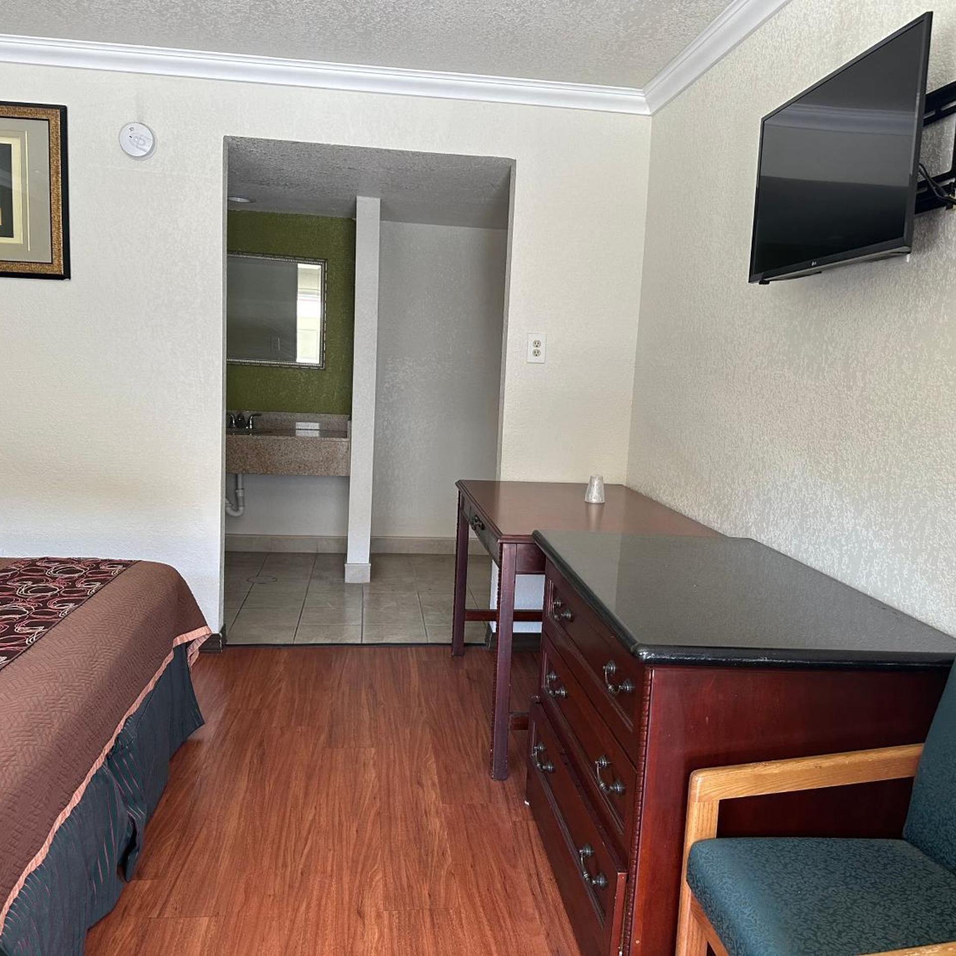 Regency Inn Fresno 10/14