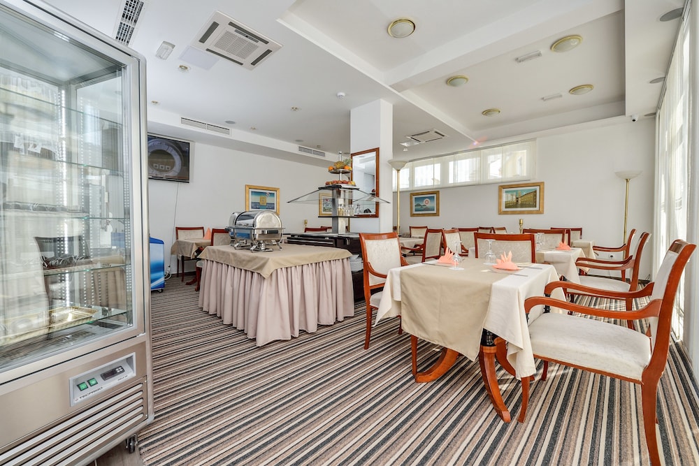 Hotel Zadar 41/54
