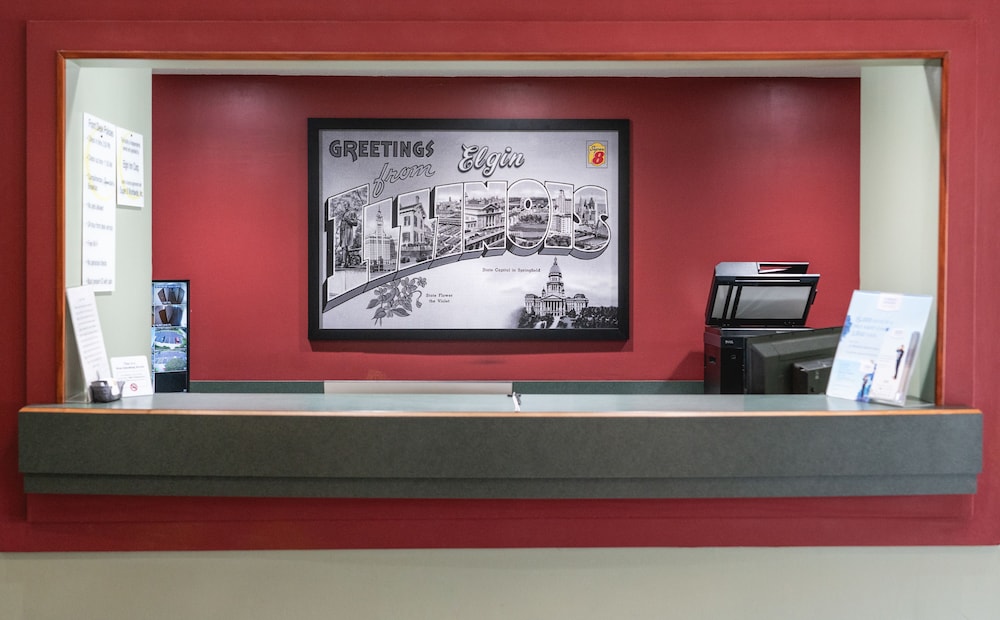 Super 8 by Wyndham Elgin 6/38