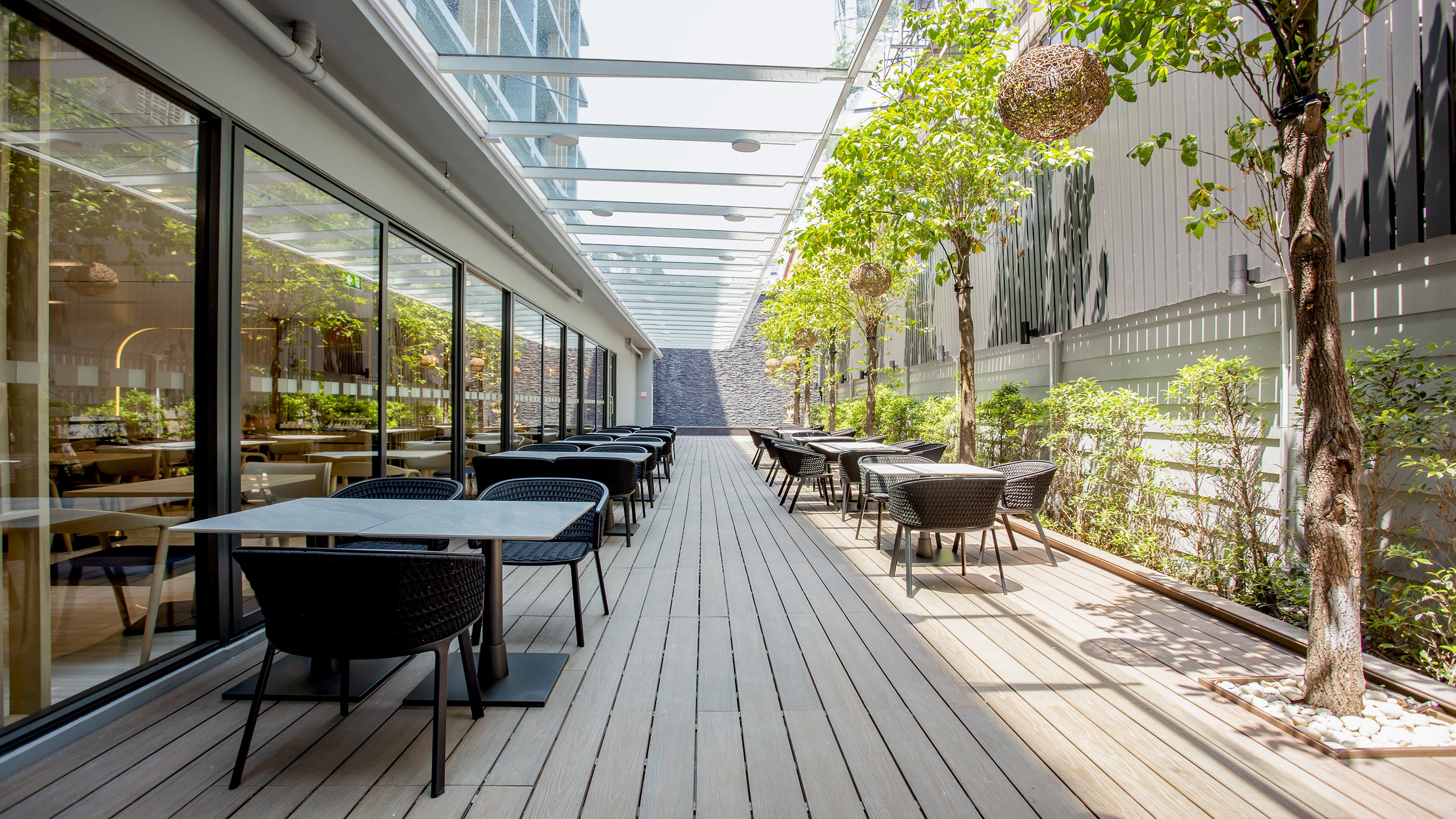 Holiday Inn Express & Suites Bangkok Central Pier 21/38
