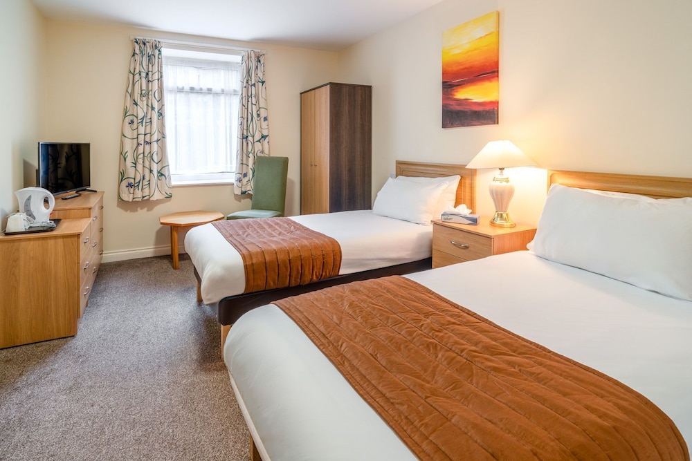 Executive, Twin Beds