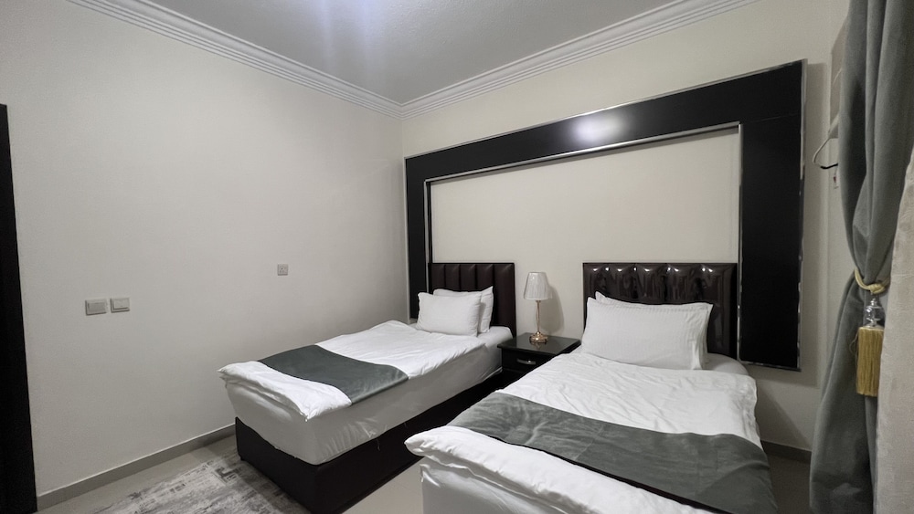فندق وافي حائل للشقق الفندقية(Wafi Hail Hotel Apartments) 12/28