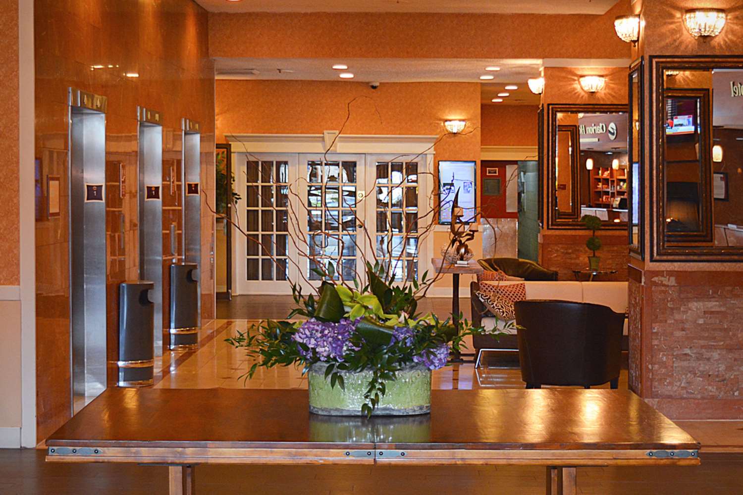Clarion Hotel Philadelphia International Airport 8/57