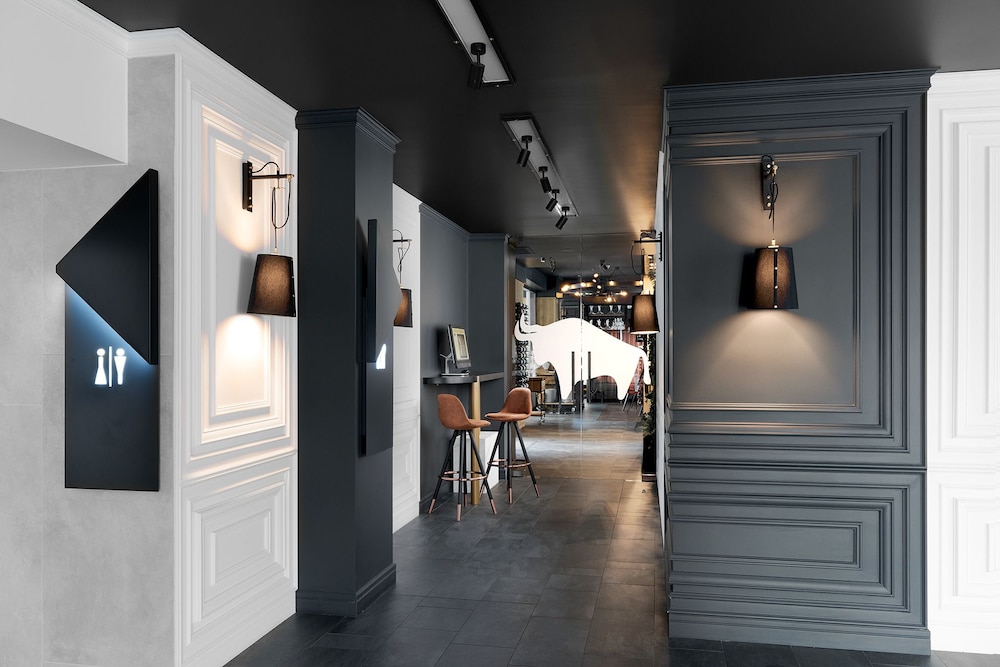 Del Corso Hotel 60/71