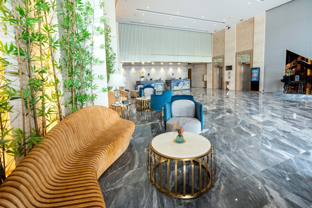 Brilliant Hotel 56/78