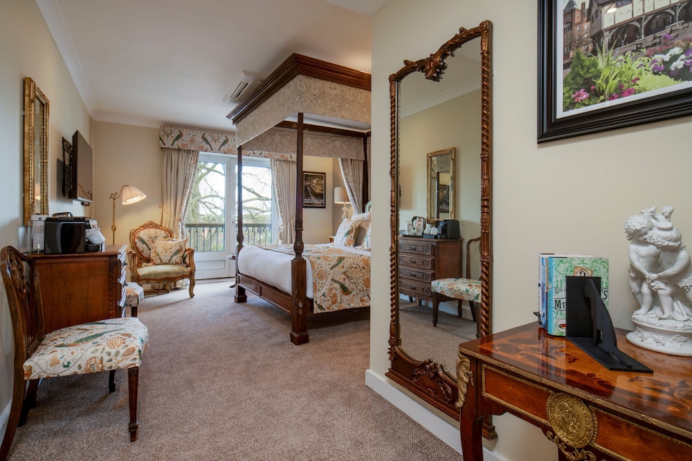 Best Western the Three Swans Hotel 45/69