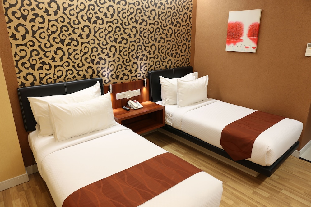 Saphire, Twin Beds