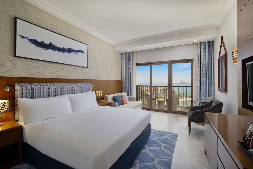 BASIC, KING BED, ISLAND VIEW