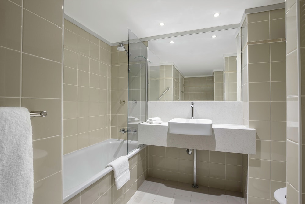 Mantra Chatswood 53/54