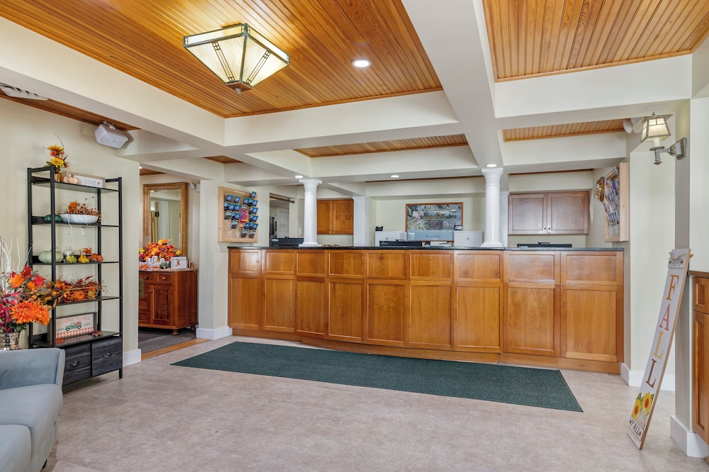 MEADOWMERE RESORT 10/74