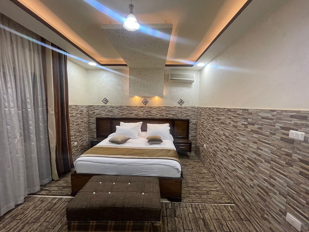 Amaled Hotel 17/40