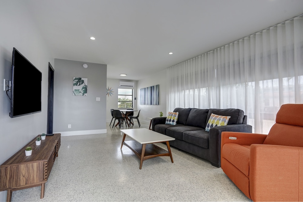 Ocean Villas of Deerfield 41/68
