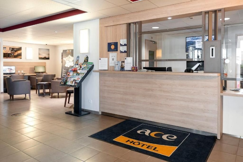ACE Hotel Paris Sud Villabe 3/49