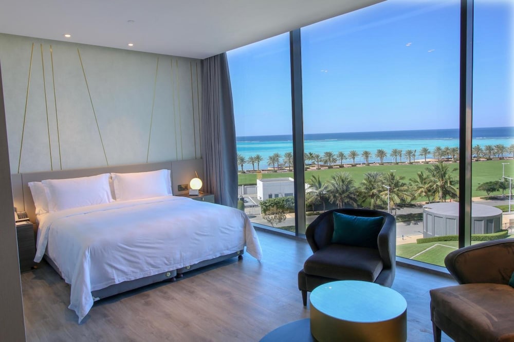 Views Hotel And Residence 14/69