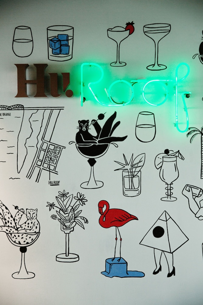Hu Hotel Memphis 7/50