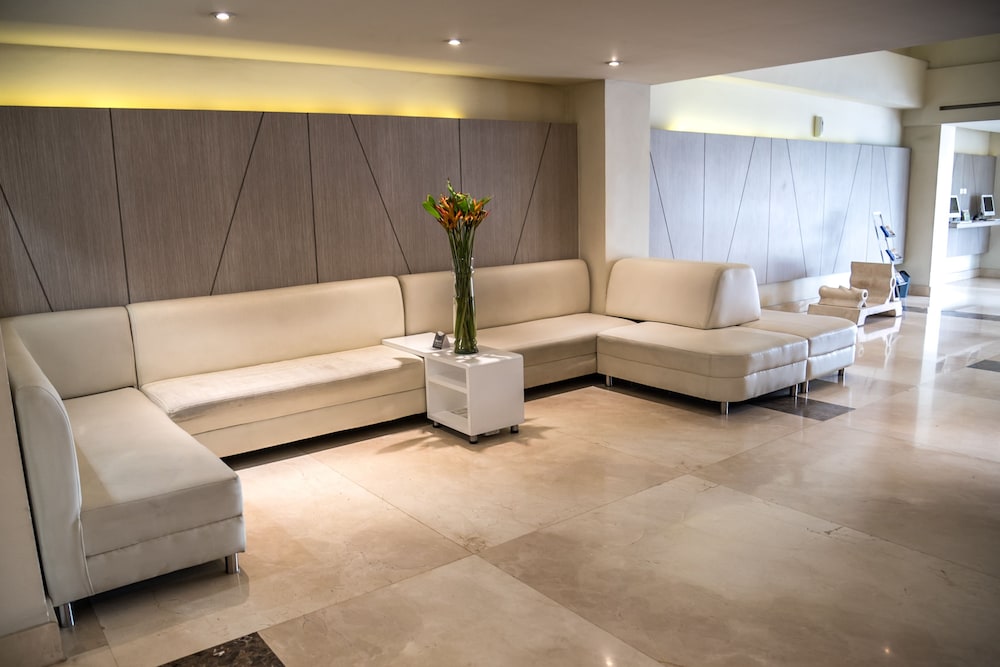 Hotel Toscana Plaza 43/65