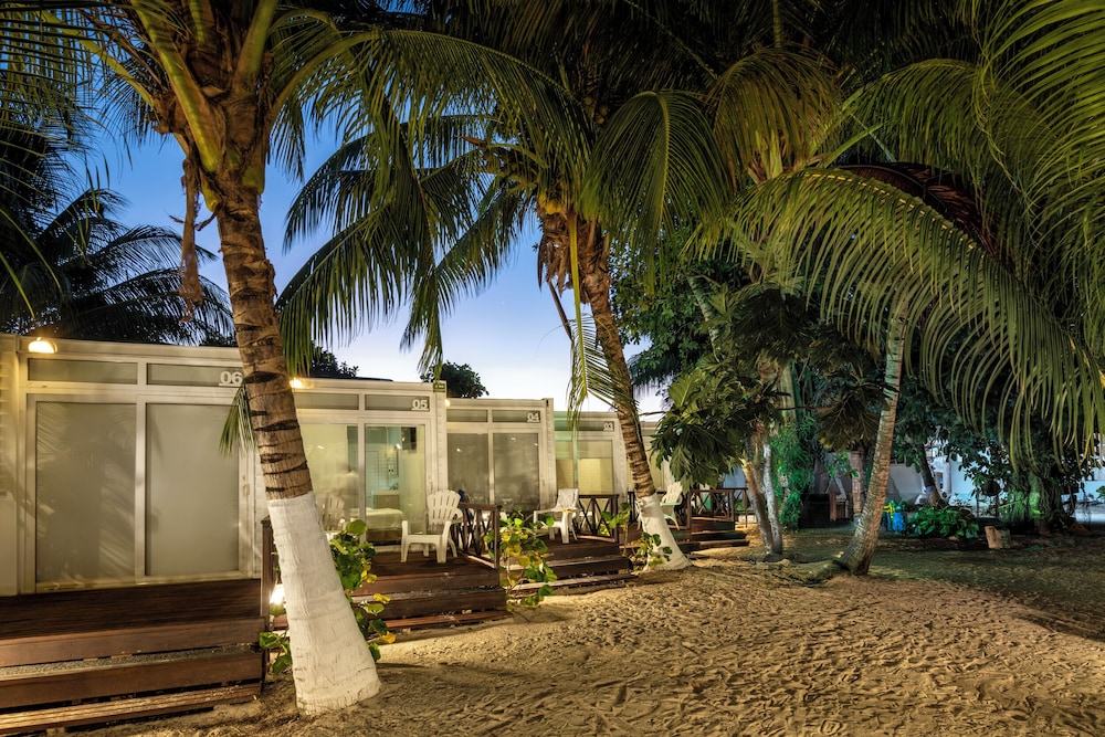 Hotel Reina del Mar By Dorado 43/62