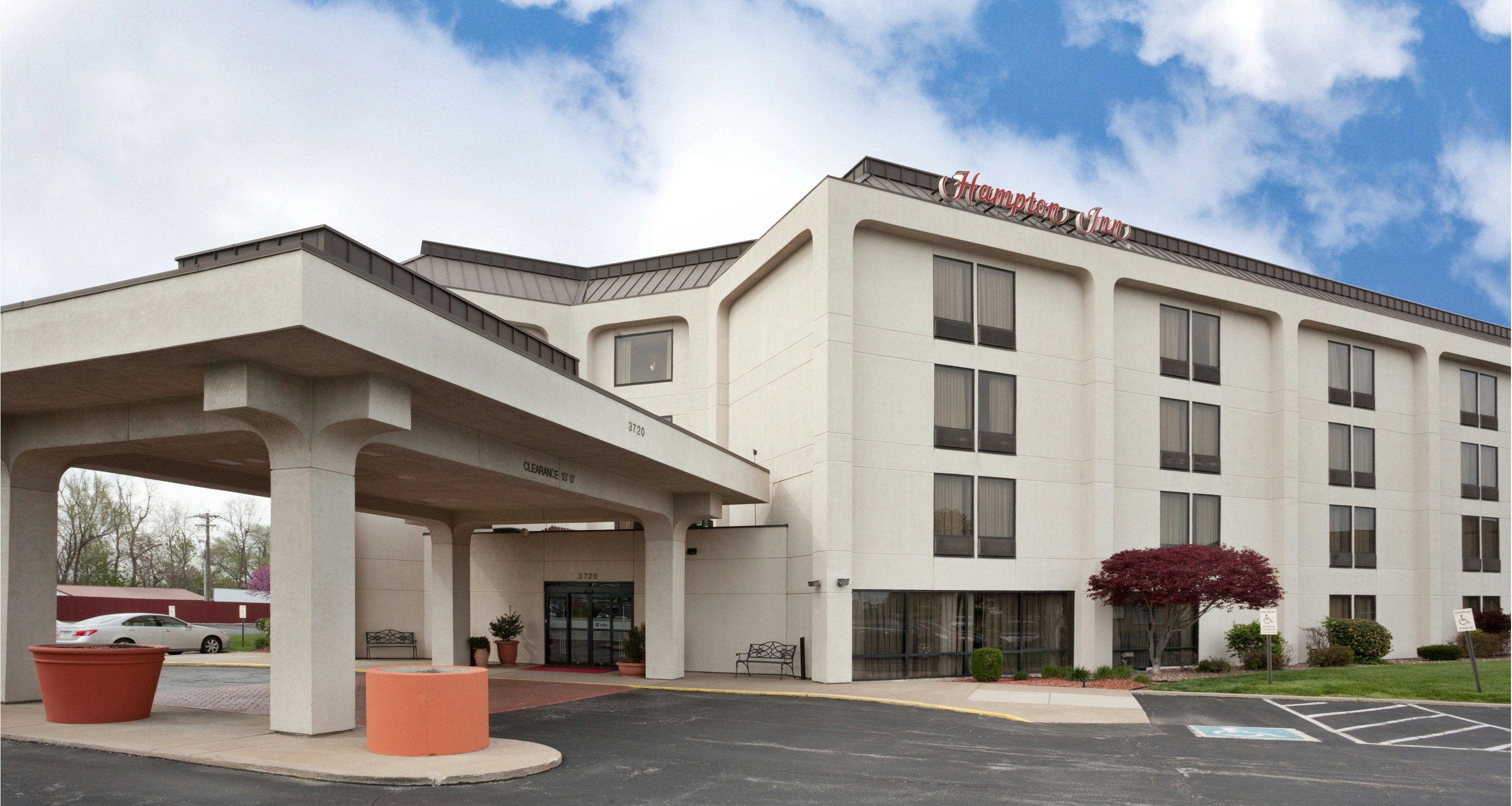 Hampton Inn St. Charles St. Peters 54/60