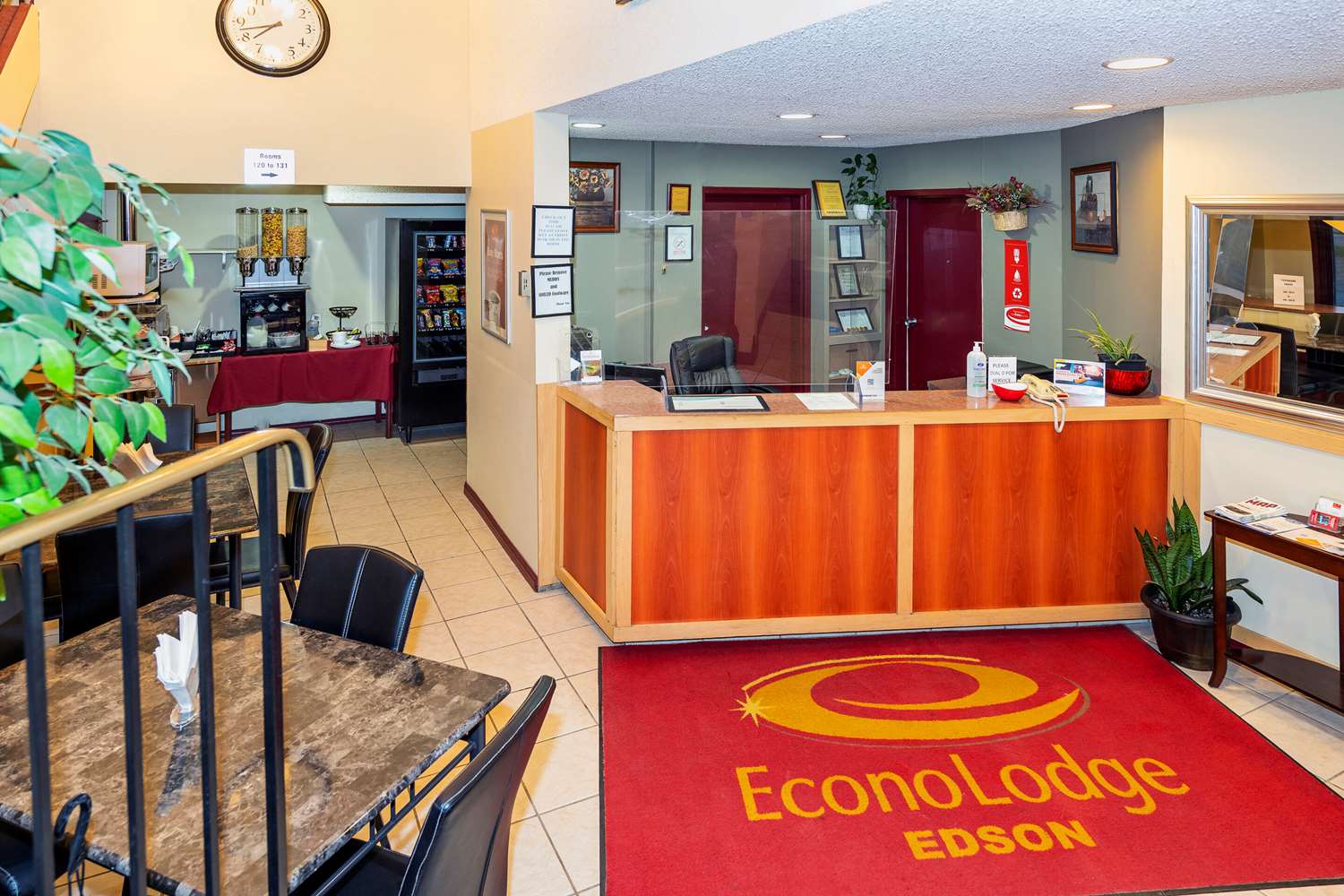 Econo Lodge Edson 2nd Ave 2/11