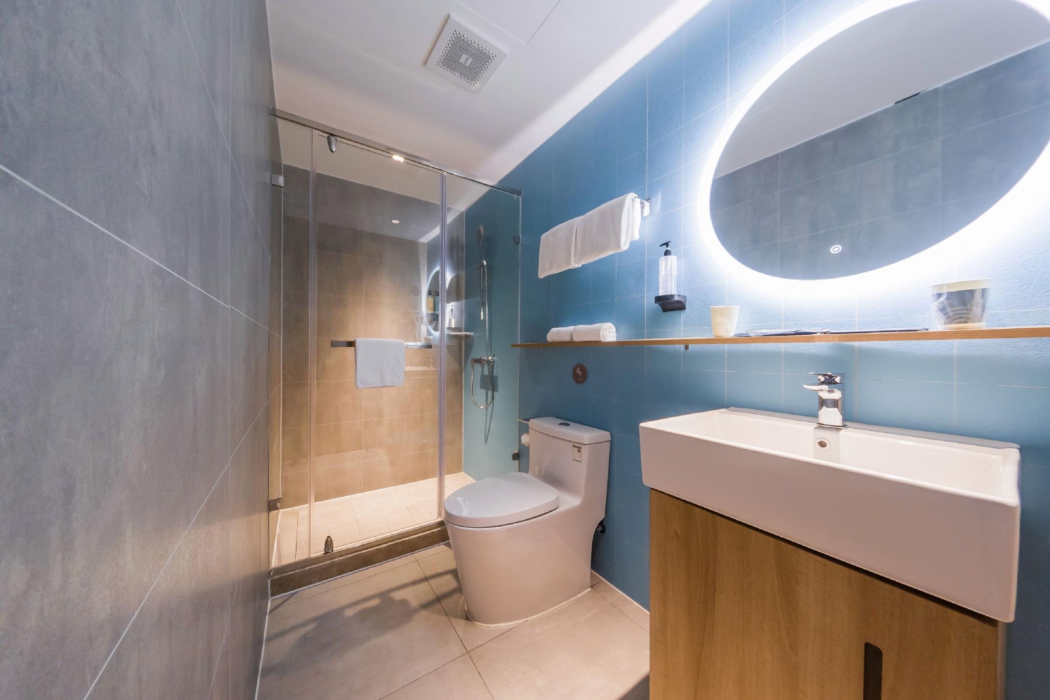 Homeinn NEO (Guangzhou Exhibition Center Pazhou Metro Station) 24/25