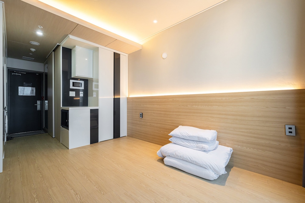 Ocean Soleview Hotel 35/57