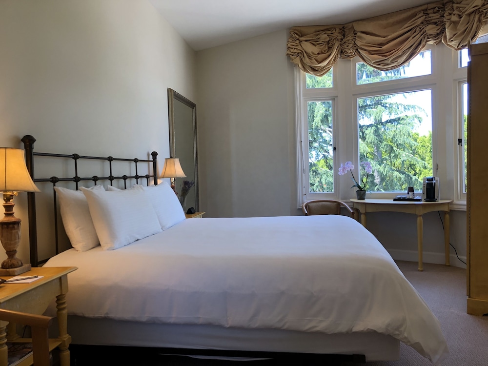 Hotel Sausalito 8/42