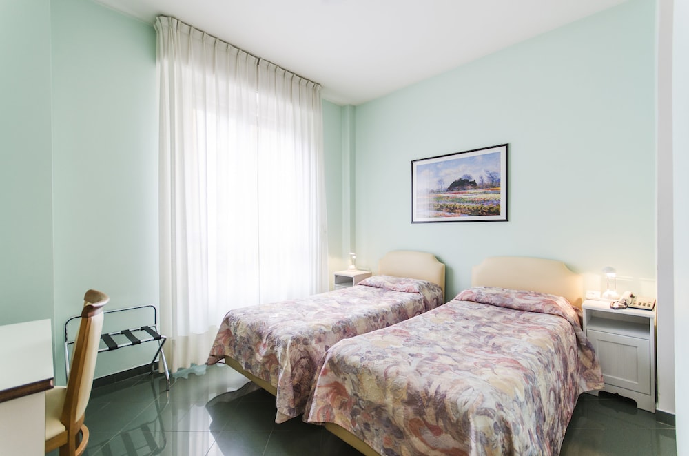 Hotel Molise 2 21/64
