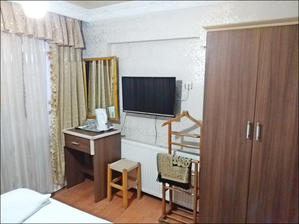 Istanbul Sydney Hotel 42/64