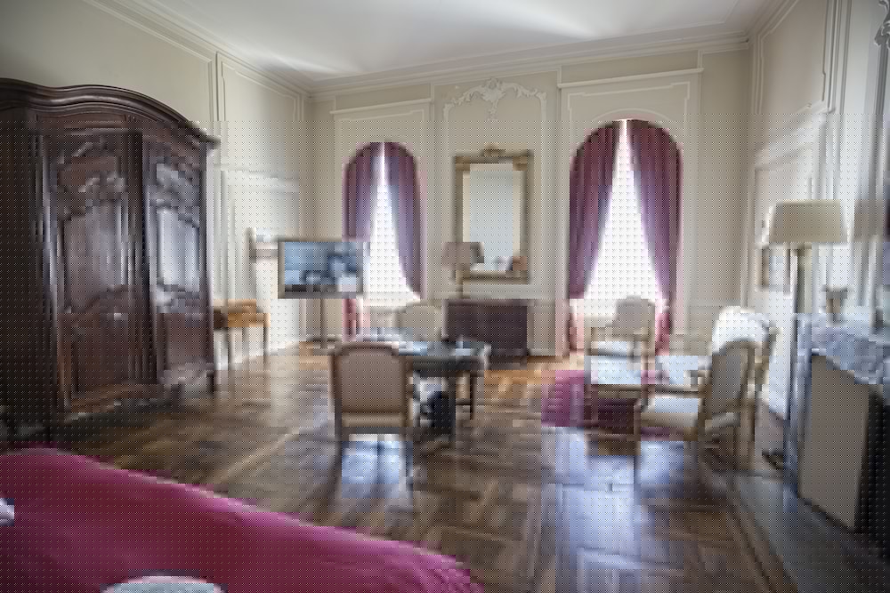 Chateau de Mercues 36/48