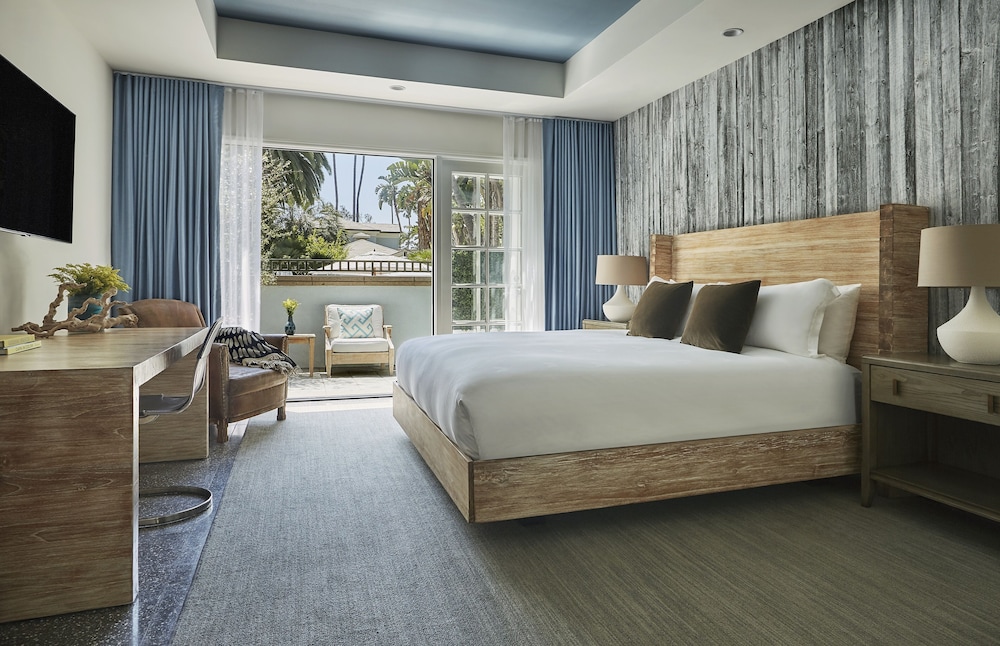 Fairmont Miramar Hotel and Bungalows 12/50