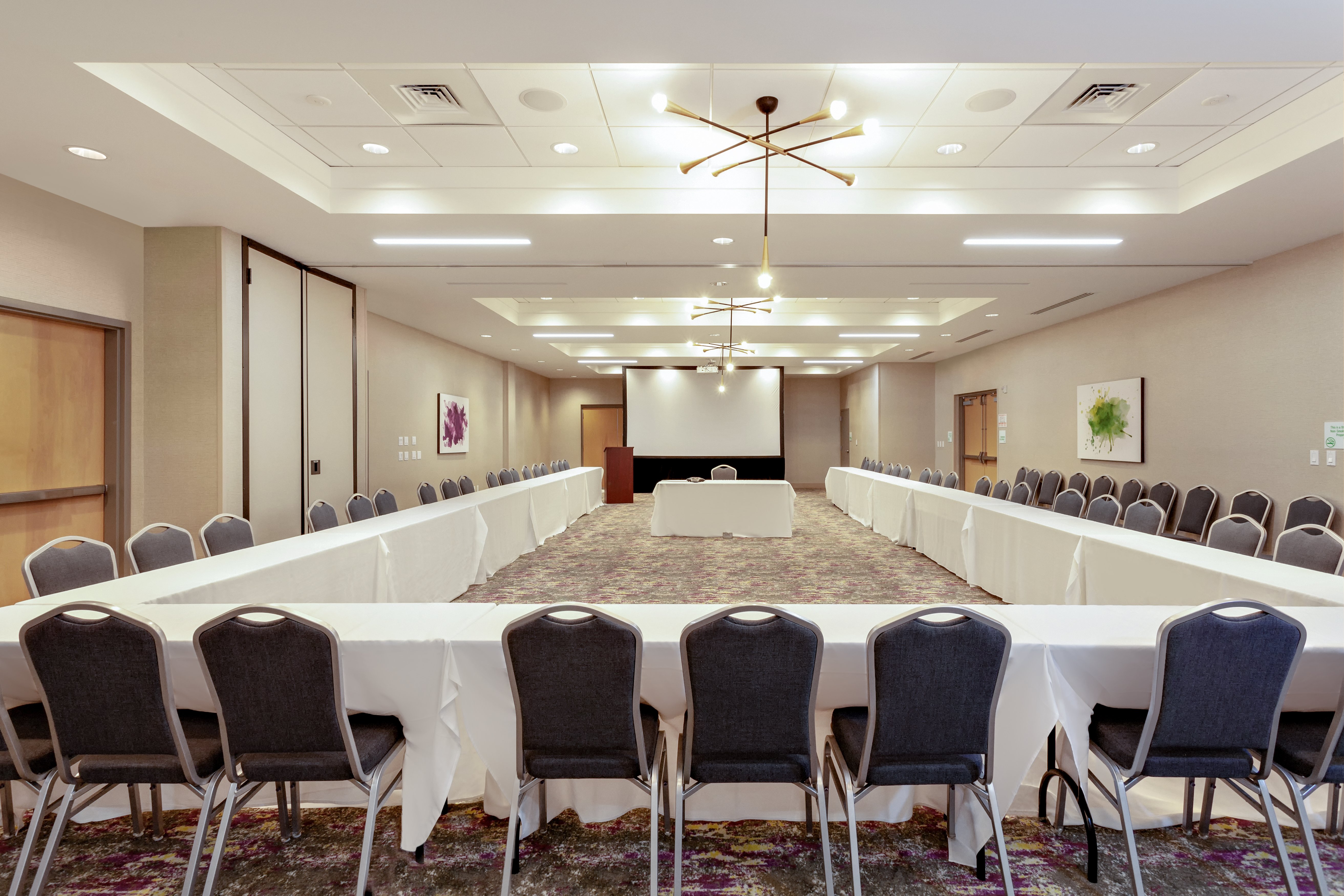 Holiday Inn Tallahassee E Capitol - Univ 42/48