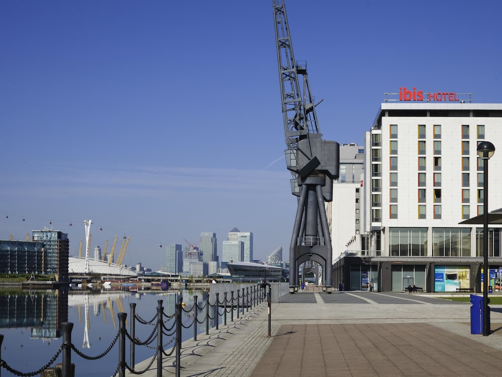 ibis London Excel Docklands 51/59