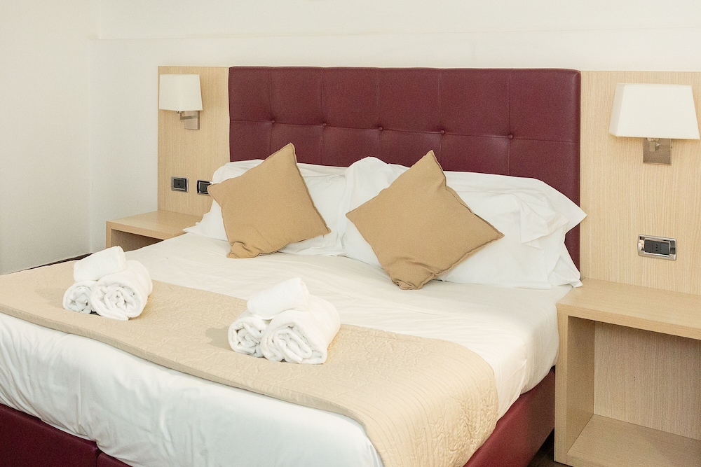 SUITINN 19 HOTEL 17/33