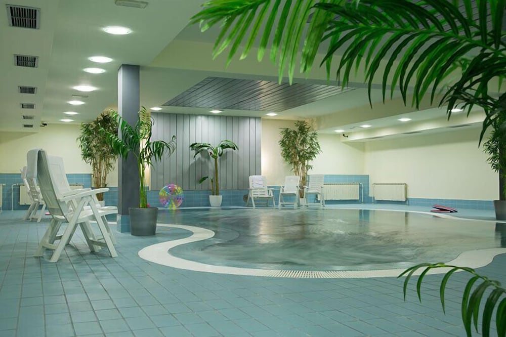 Hotel Tomislavov Dom 26/67