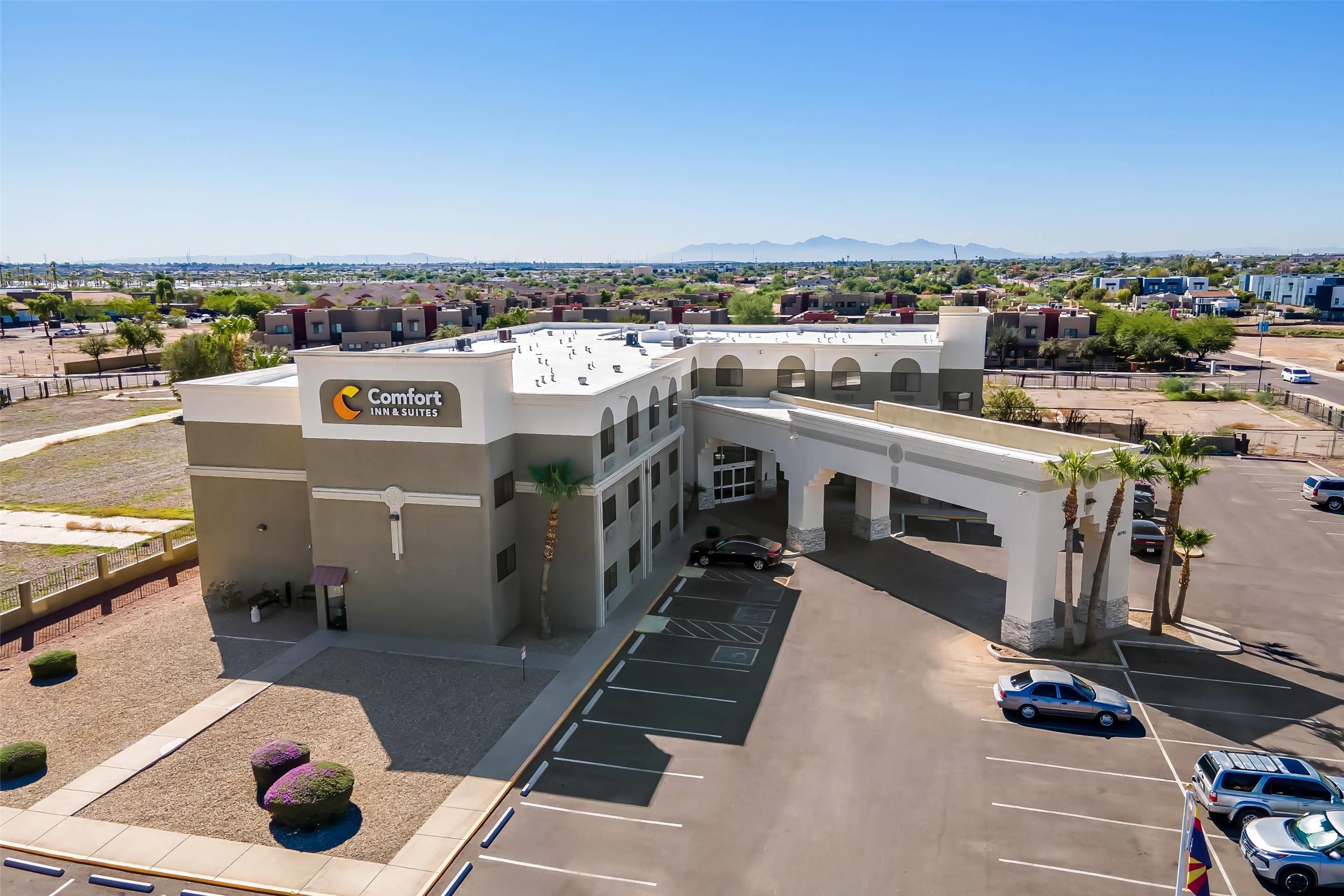 Comfort Inn and Suites Surprise Near Sun City West 53/55