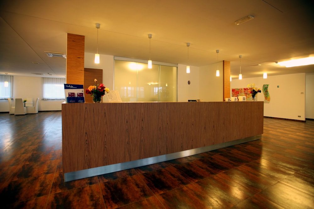 Sciali Hotel 5/50