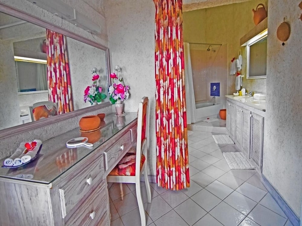 Sea Symphony Villa 49/50