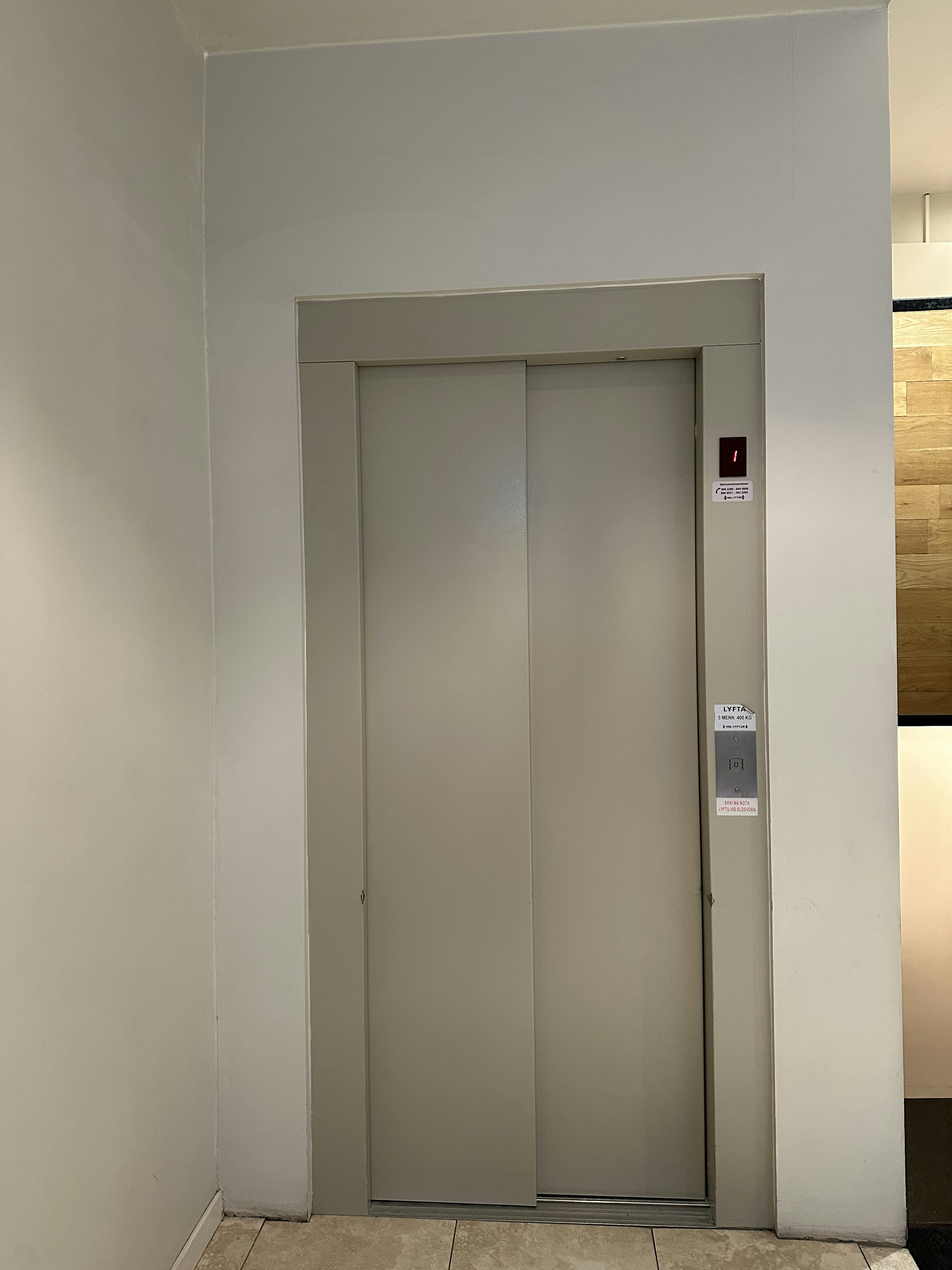 Hotel Laki 25/64