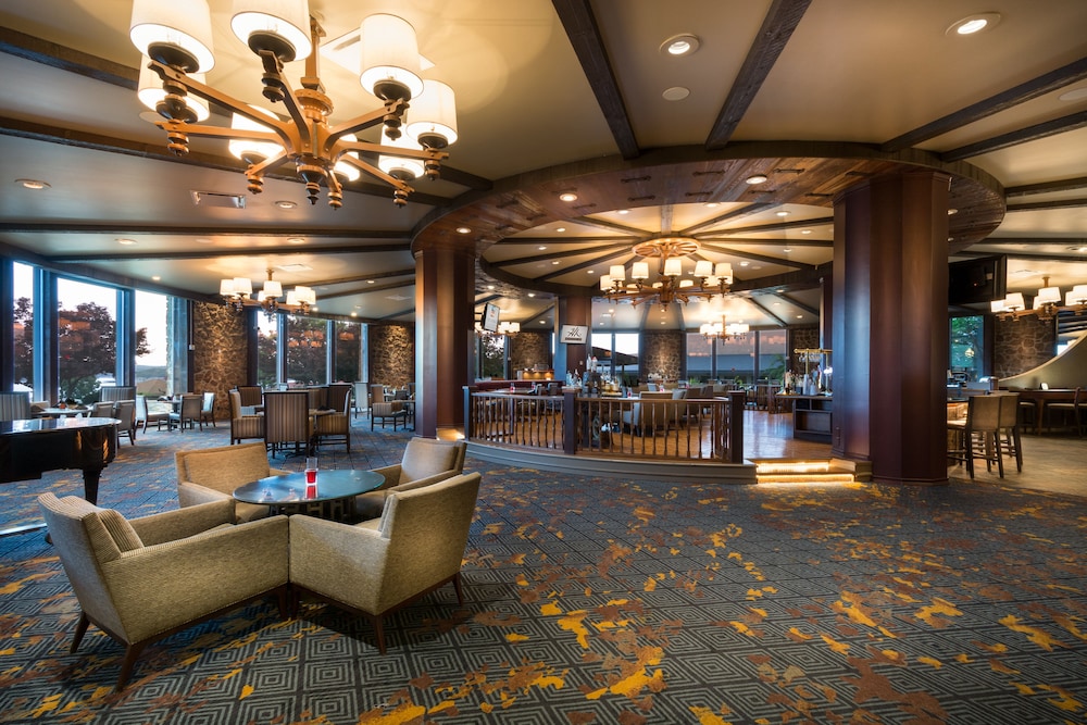 Lodge of Four Seasons Golf Resort Marina Spa 56/66