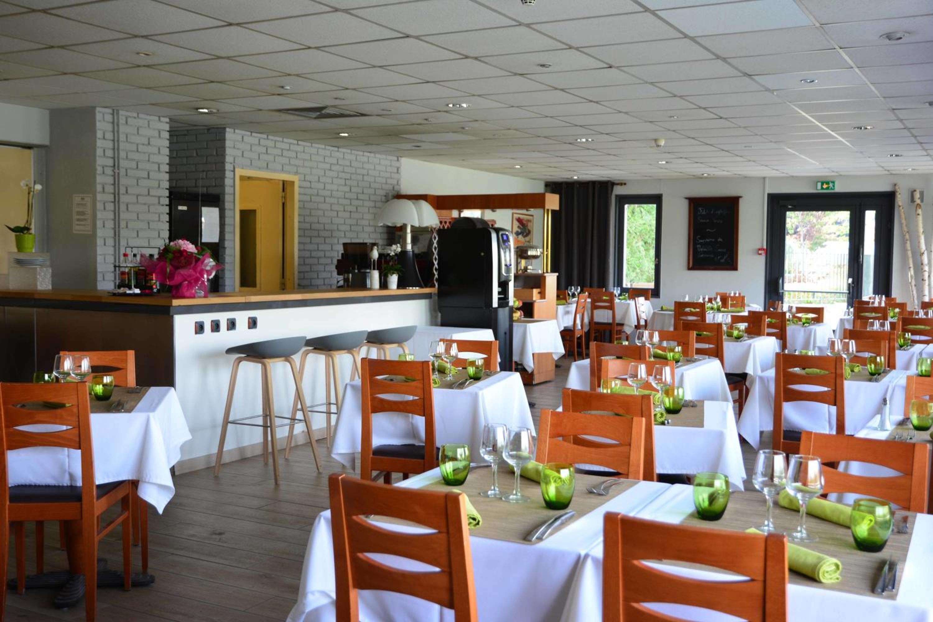 Logis Hotel des Lacs 32/50