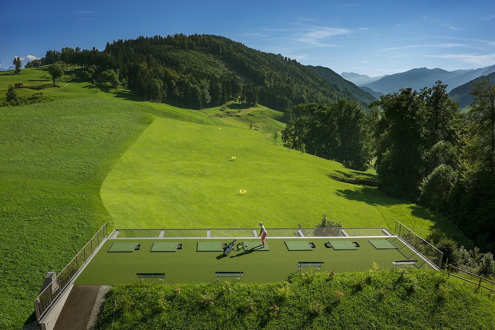 Burgenstock Hotel & Alpine Spa 67/90