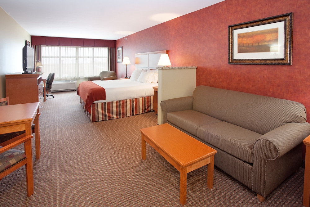 Holiday Inn Express Hotel Suites Loveland 31/56