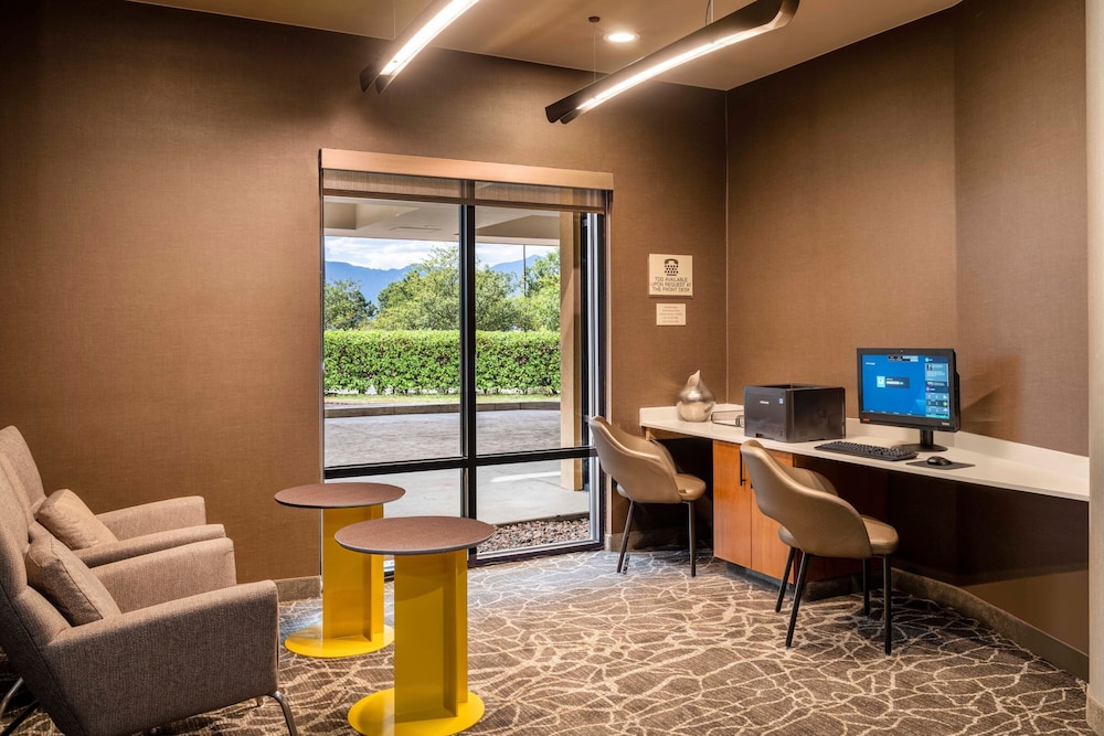 SpringHill Suites Marriott Colorado Springs South 54/59