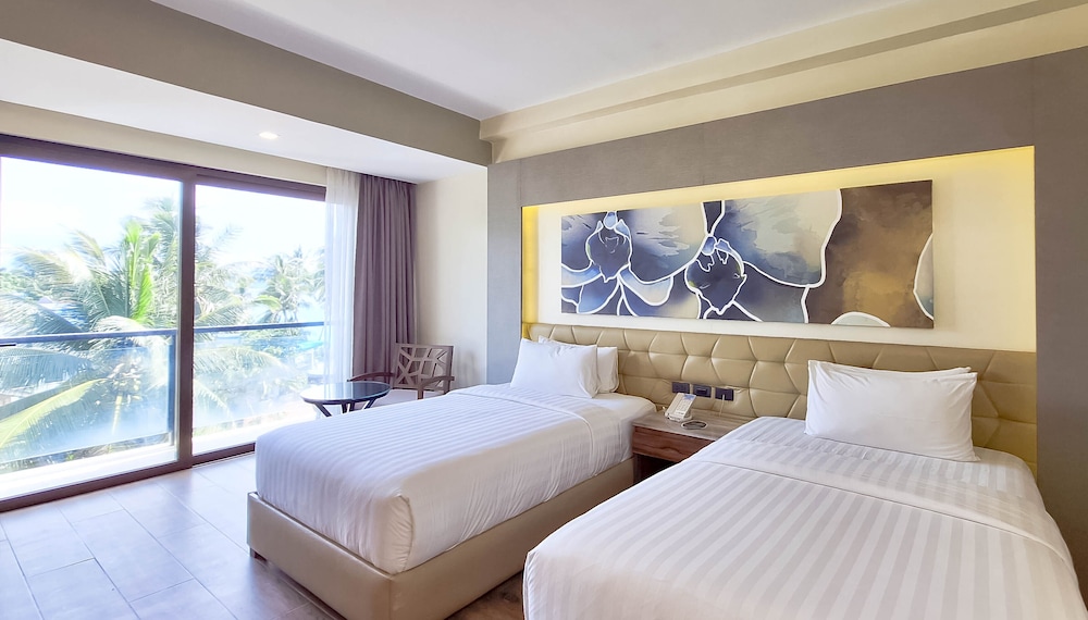 Boracay Ocean Club Beach Resort 25/77