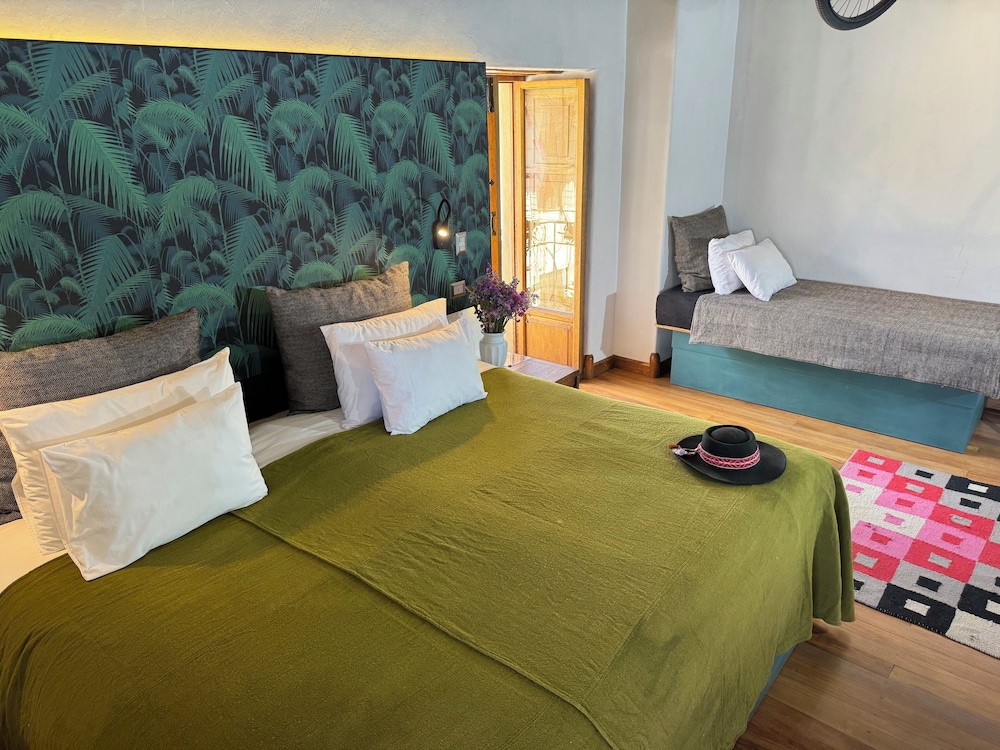 Design, King Bed, Bunk Bed, Mountain View, Kitchenette